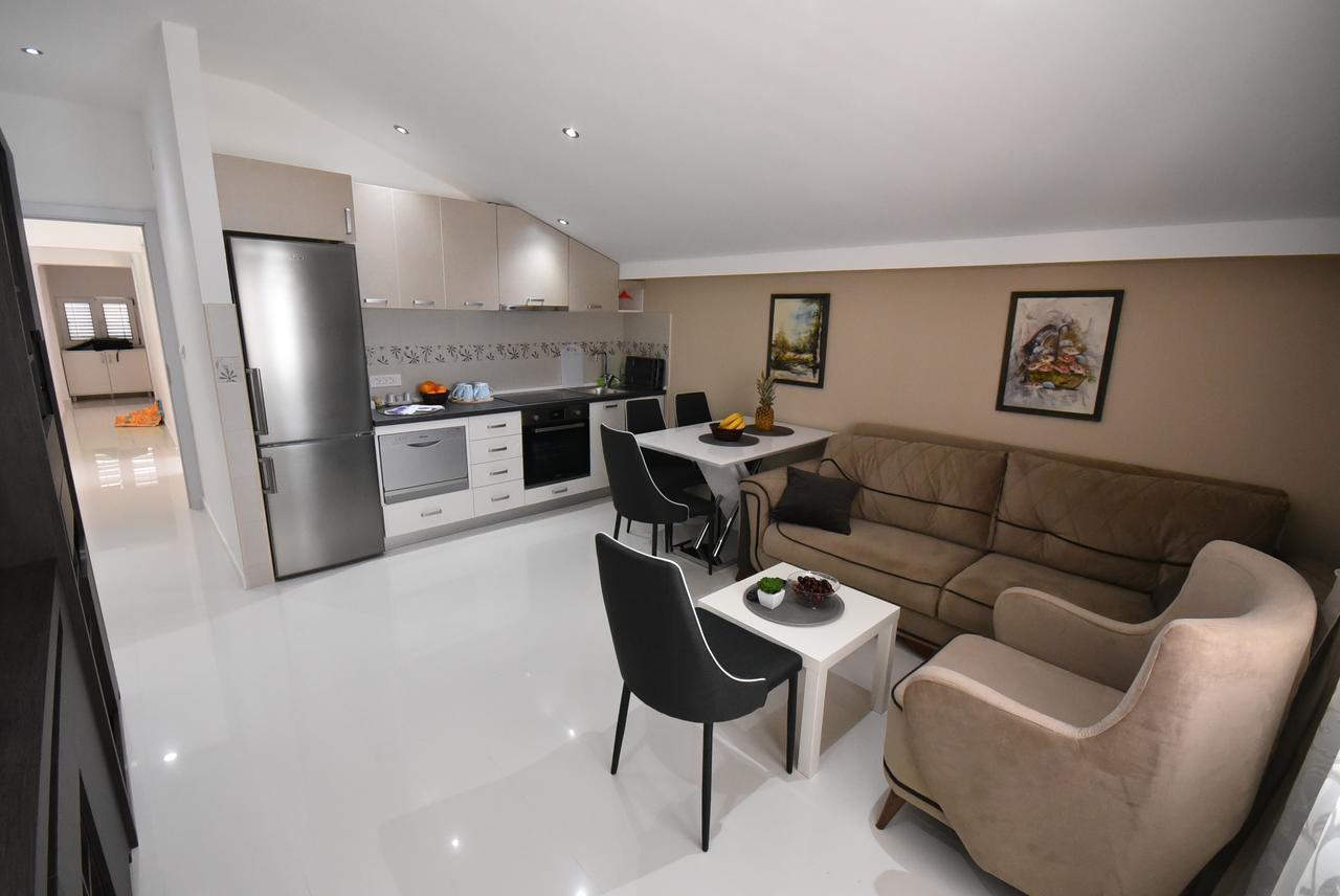 Apartment Aqua Herceg Novi Ngoại thất bức ảnh